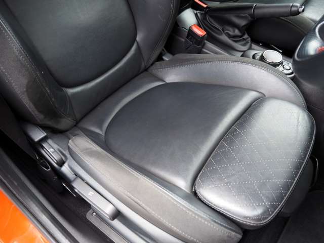 ミニ ミニ クーパー ５ドア ＤＣＴ H30年 (近畿) 99