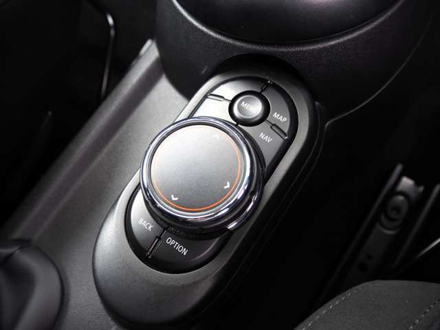 ミニ ミニ クーパー ５ドア ＤＣＴ H30年 (近畿) 99