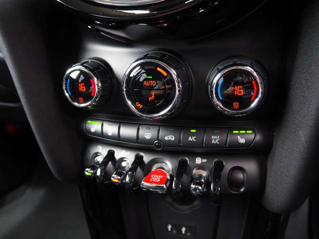 ミニ ミニ クーパー ５ドア ＤＣＴ H30年 (近畿) 99