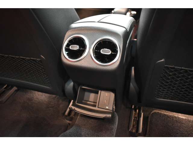 メルセデスベンツ ＣＬＡクラス ＣＬＡ２００Ｄ ＡＭＧライン ディーゼルターボ R1年 (関東) 99