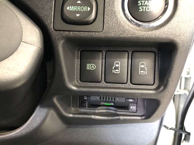 トヨタ ハイエースバン ２．７ スーパーＧＬ ダークプライムＩＩ ワイド ミドルルーフ ロングボディ ４ＷＤ R2年 (北海道) 99