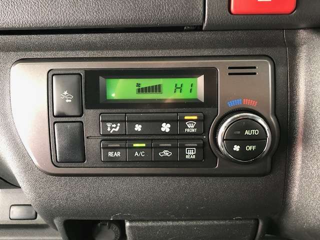 トヨタ ハイエースバン ２．７ スーパーＧＬ ダークプライムＩＩ ワイド ミドルルーフ ロングボディ ４ＷＤ R2年 (北海道) 99