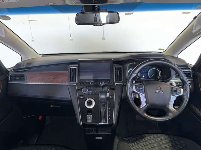 三菱 デリカ　Ｄ：５ ２．２ Ｐ ディーゼルターボ ４ＷＤ R1年 (東北) 99