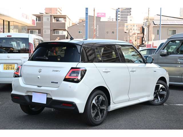 スズキ スイフト １．２ ハイブリッド ＭＺ R5年 (近畿) 99