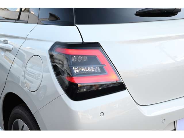 スズキ スイフト １．２ ハイブリッド ＭＺ R5年 (近畿) 99