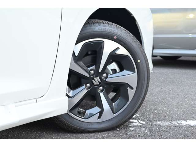 スズキ スイフト １．２ ハイブリッド ＭＺ R5年 (近畿) 99