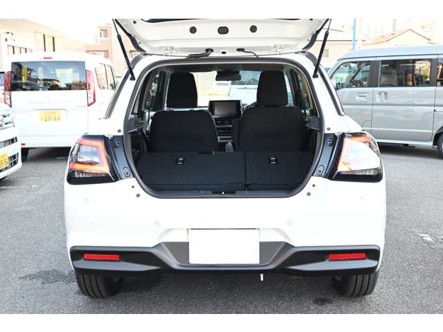 スズキ スイフト １．２ ハイブリッド ＭＺ R5年 (近畿) 99