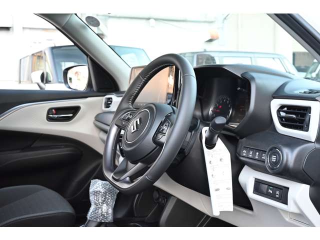 スズキ スイフト １．２ ハイブリッド ＭＺ R5年 (近畿) 99