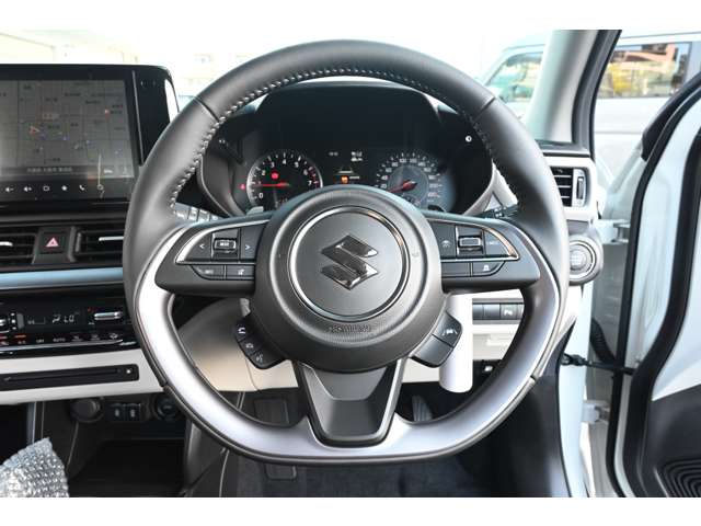 スズキ スイフト １．２ ハイブリッド ＭＺ R5年 (近畿) 99