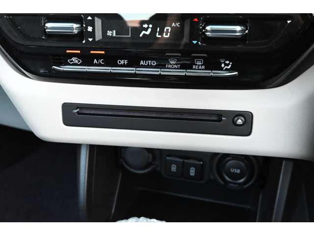 スズキ スイフト １．２ ハイブリッド ＭＺ R5年 (近畿) 99