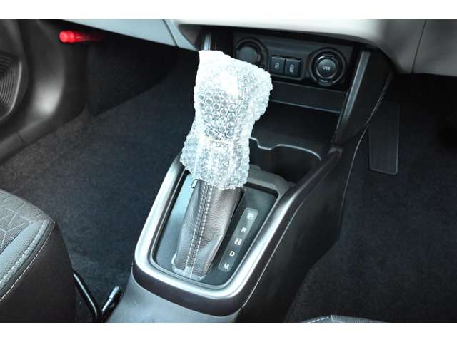 スズキ スイフト １．２ ハイブリッド ＭＺ R5年 (近畿) 99