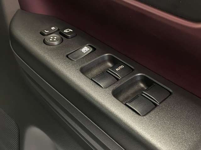 スズキ スペーシア ６６０ カスタム ハイブリッド ＸＳ ４ＷＤ R5年 (北海道) 99