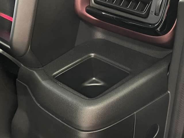 スズキ スペーシア ６６０ カスタム ハイブリッド ＸＳ ４ＷＤ R5年 (北海道) 99