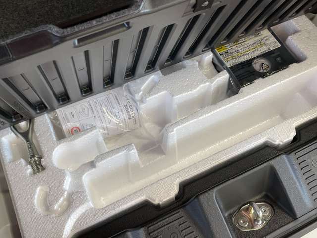 スズキ スペーシア ６６０ カスタム ハイブリッド ＸＳ ４ＷＤ R5年 (北海道) 99