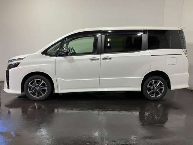 トヨタ ヴォクシー ２．０ ＺＳ 煌ＩＩＩ ４ＷＤ R3年 (北海道) 99