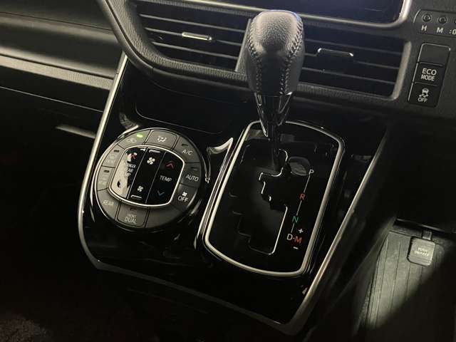 トヨタ ヴォクシー ２．０ ＺＳ 煌ＩＩＩ ４ＷＤ R3年 (北海道) 99