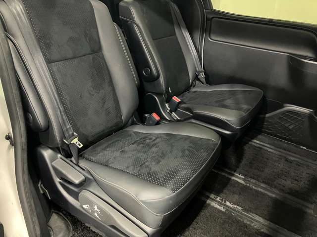 トヨタ ヴォクシー ２．０ ＺＳ 煌ＩＩＩ ４ＷＤ R3年 (北海道) 99