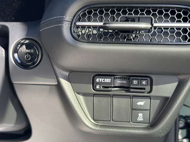 ホンダ ＺＲ－Ｖ ２．０ Ｅ：ＨＥＶ Ｚ R7年 (東海) 99