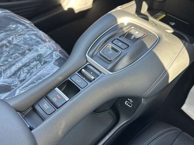 ホンダ ＺＲ－Ｖ ２．０ Ｅ：ＨＥＶ Ｚ R7年 (東海) 99