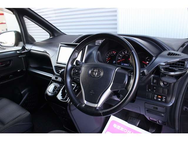 トヨタ ヴォクシー ２．０ ＺＳ H29年 (関東) 99