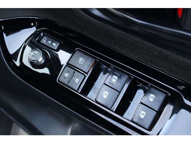 トヨタ ヴォクシー ２．０ ＺＳ H29年 (関東) 99