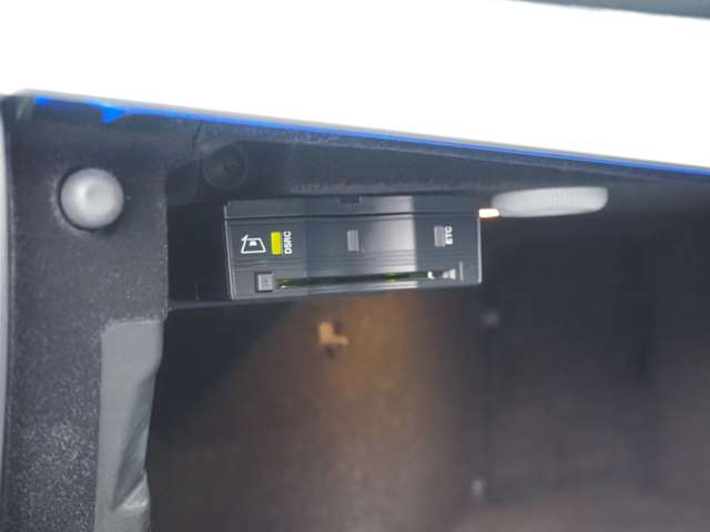 メルセデスベンツ Ｅクラスワゴン Ｅ２００ アバンギャルド （ＢＳＧ搭載モデル） ＡＭＧライン R1年 (近畿) 99