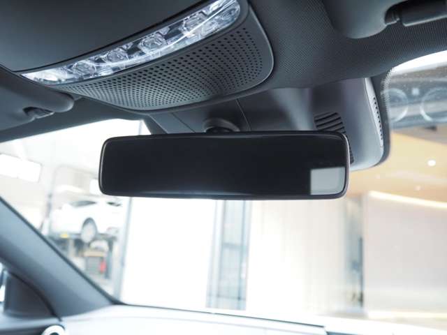 メルセデスベンツ Ｅクラスワゴン Ｅ２００ アバンギャルド （ＢＳＧ搭載モデル） ＡＭＧライン R1年 (近畿) 99