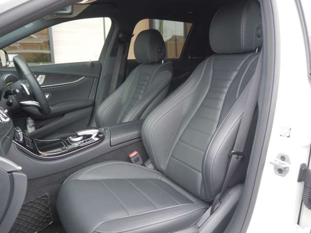 メルセデスベンツ Ｅクラスワゴン Ｅ２００ アバンギャルド （ＢＳＧ搭載モデル） ＡＭＧライン R1年 (近畿) 99