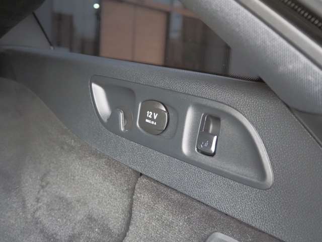 メルセデスベンツ Ｅクラスワゴン Ｅ２００ アバンギャルド （ＢＳＧ搭載モデル） ＡＭＧライン R1年 (近畿) 99