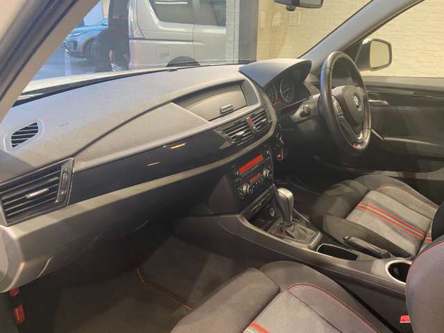 ＢＭＷ Ｘ１ Ｓドライブ １８Ｉ H25年 (九州・沖縄) 99