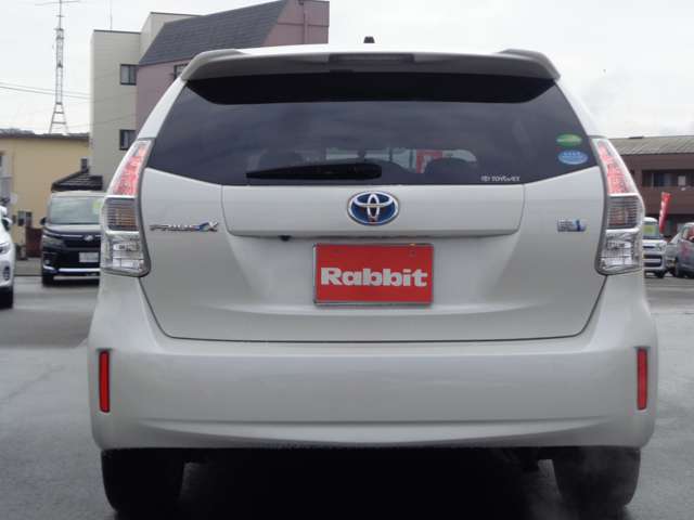 トヨタ プリウスΑ １．８ Ｓ H24年 (中国) 99