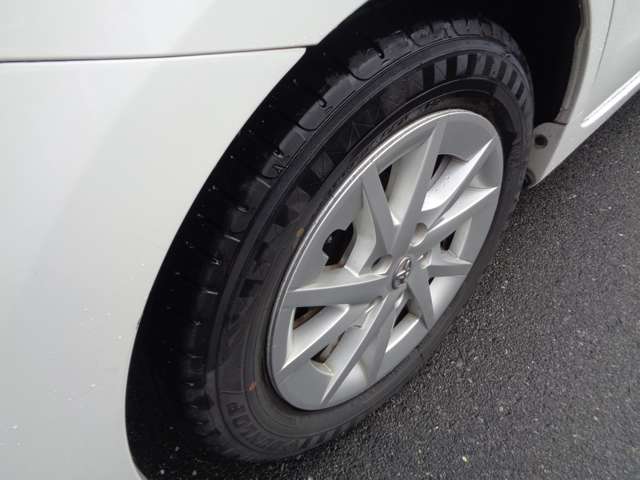 トヨタ プリウスΑ １．８ Ｓ H24年 (中国) 99