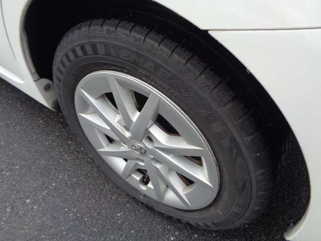 トヨタ プリウスΑ １．８ Ｓ H24年 (中国) 99