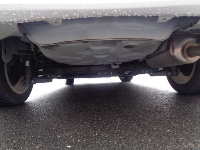 トヨタ プリウスΑ １．８ Ｓ H24年 (中国) 99