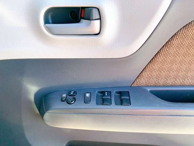 日産 モコ ６６０ Ｘ H24年 (九州・沖縄) 99