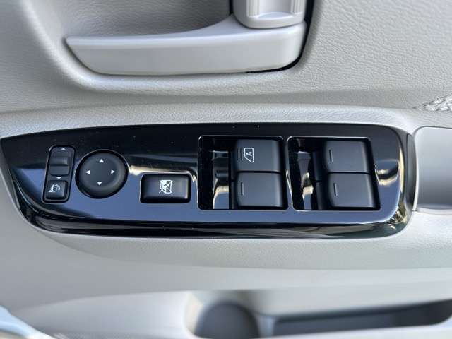 日産 ルークス ６６０ Ｘ R4年 (東海) 99