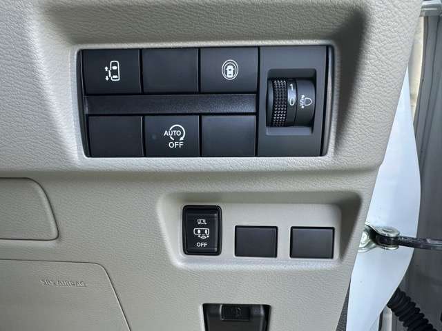 日産 ルークス ６６０ Ｘ R4年 (東海) 99