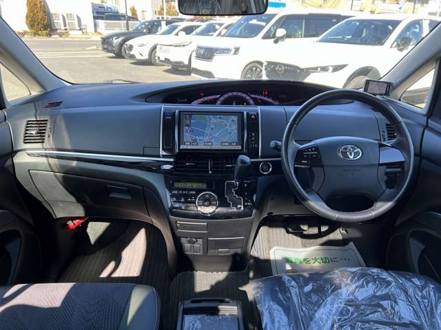 トヨタ エスティマ ２．４アエラス プレミアム エディション ４ＷＤ H26年 (関東) 99