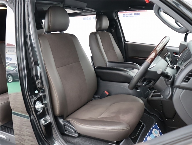 トヨタ ハイエースバン ２．０ スーパーＧＬ ５０ＴＨ アニバーサリー リミテッド ロングボディ H30年 (関東) 99