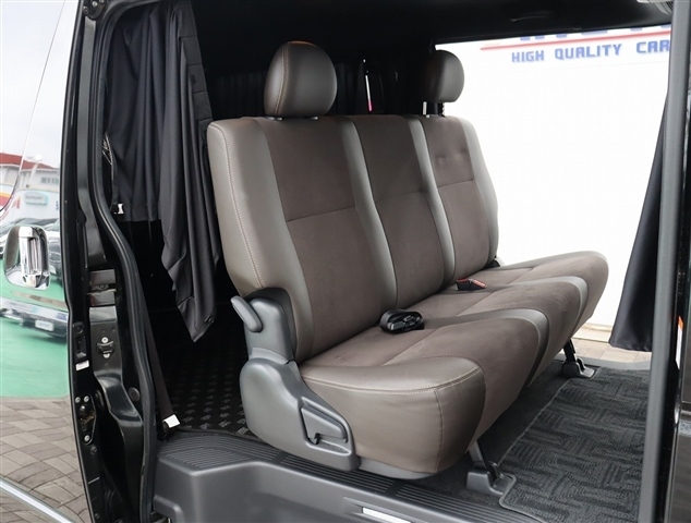 トヨタ ハイエースバン ２．０ スーパーＧＬ ５０ＴＨ アニバーサリー リミテッド ロングボディ H30年 (関東) 99