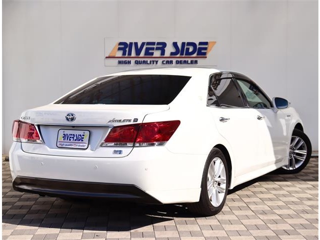 トヨタ クラウン　ハイブリッド ハイブリッド ２．５ Ｓ H26年 (関東) 99