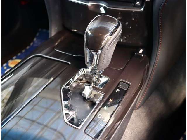 トヨタ クラウン　ハイブリッド ハイブリッド ２．５ Ｓ H26年 (関東) 99