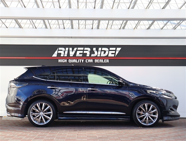 トヨタ ハリアー　ハイブリッド ２．５ ハイブリッド Ｅ－ＦＯＵＲ プレミアム ４ＷＤ H27年 (関東) 99