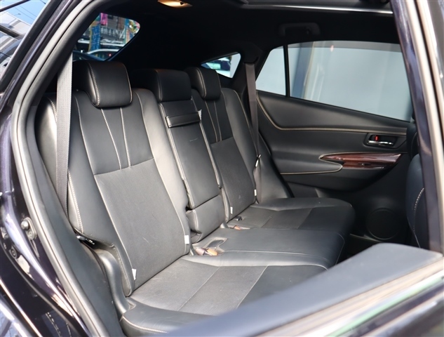 トヨタ ハリアー　ハイブリッド ２．５ ハイブリッド Ｅ－ＦＯＵＲ プレミアム ４ＷＤ H27年 (関東) 99