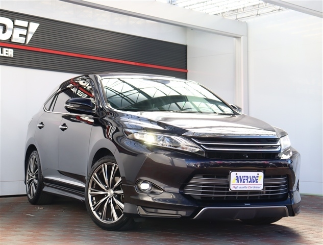 トヨタ ハリアー　ハイブリッド ２．５ ハイブリッド Ｅ－ＦＯＵＲ プレミアム ４ＷＤ H27年 (関東) 99