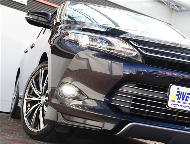 トヨタ ハリアー　ハイブリッド ２．５ ハイブリッド Ｅ－ＦＯＵＲ プレミアム ４ＷＤ H27年 (関東) 99