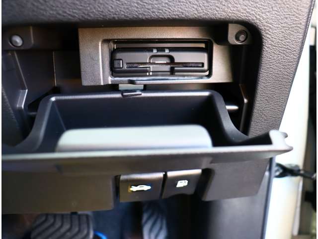 日産 セレナ １．２ Ｅ－ＰＯＷＥＲ ハイウェイスター Ｖ R3年 (関東) 99