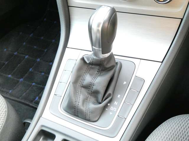 フォルクスワーゲン ゴルフ ＴＳＩ　コンフォートライン H26年 (関東) 99