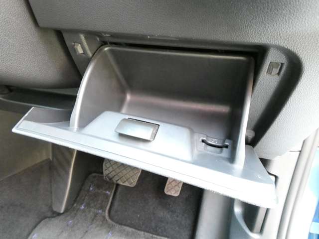 フォルクスワーゲン ゴルフ ＴＳＩ　コンフォートライン H26年 (関東) 99