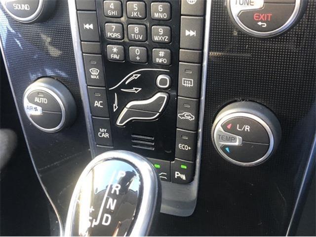 ボルボ Ｖ４０ Ｄ４ モメンタム ディーゼルターボ H29年 (東北) 99